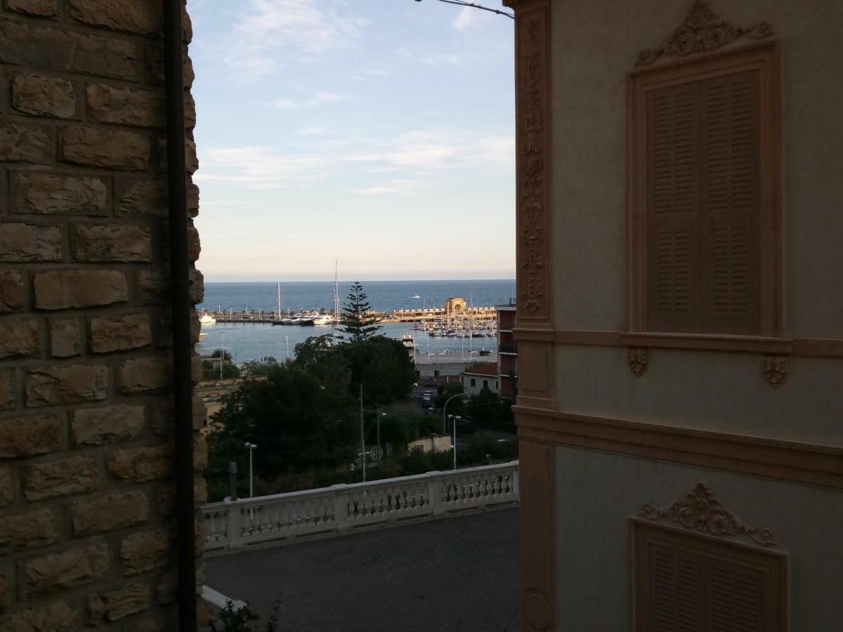 St George Villa Imperia Kültér fotó