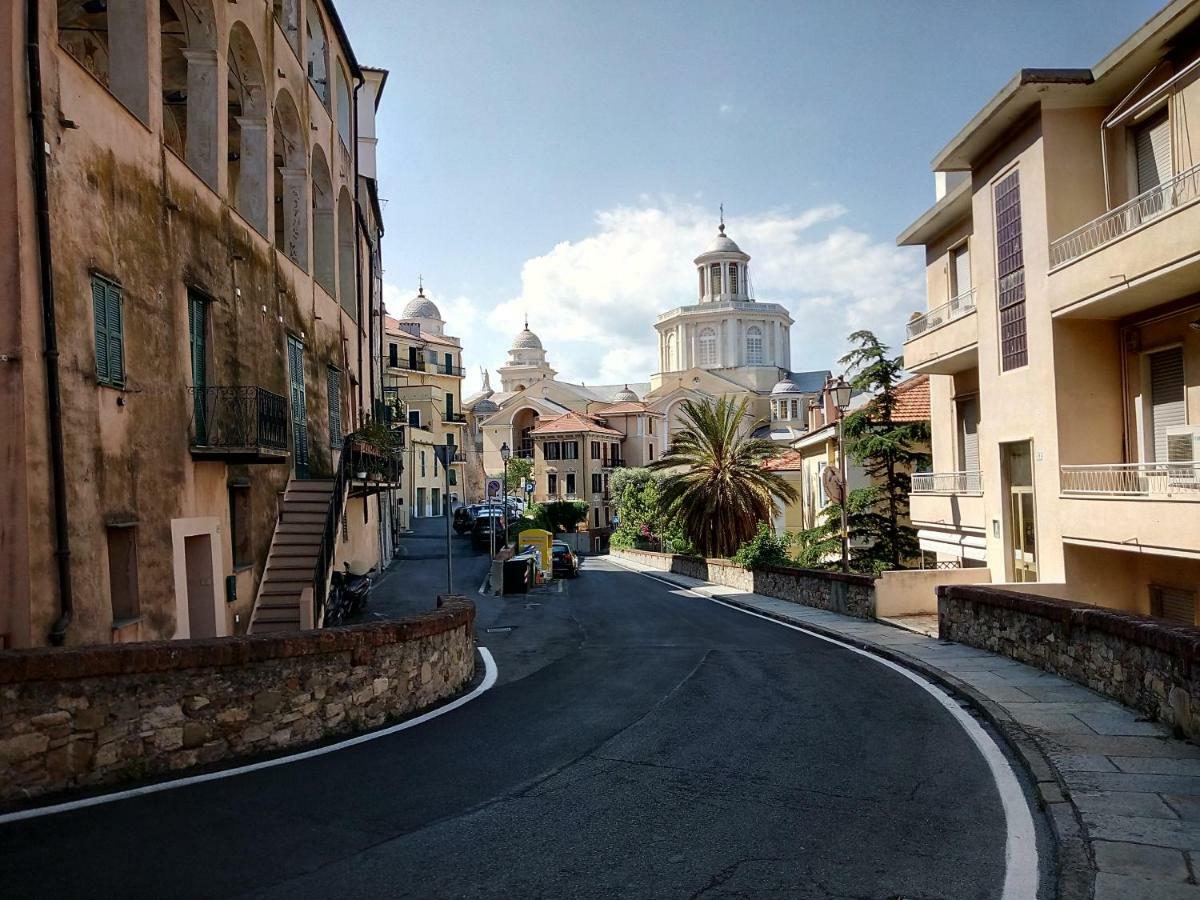 St George Villa Imperia Kültér fotó