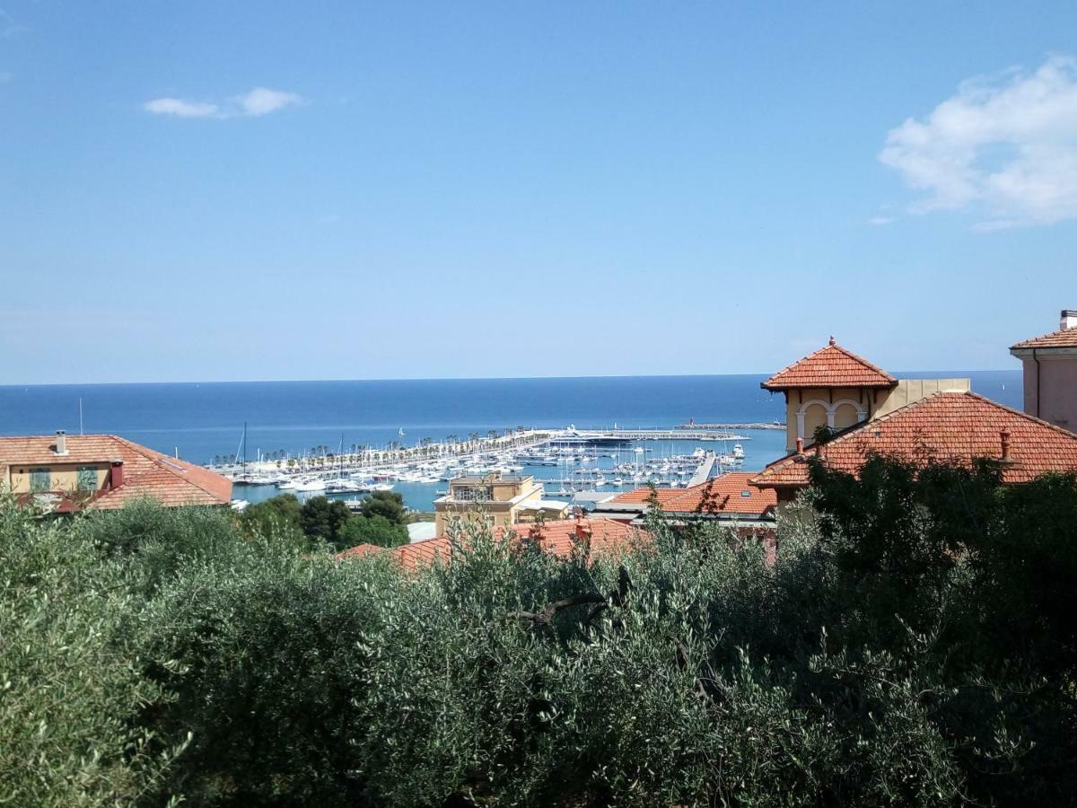 St George Villa Imperia Kültér fotó