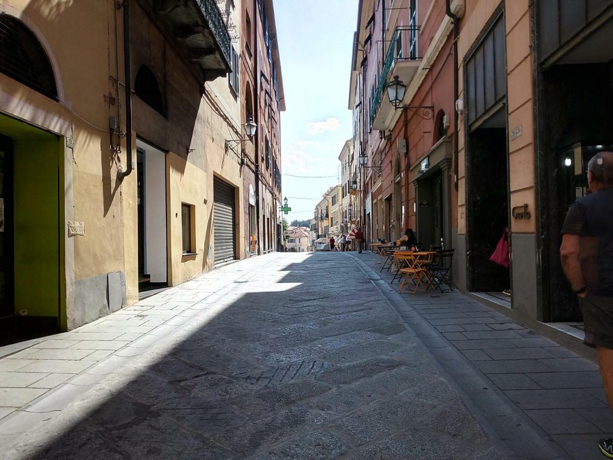 St George Villa Imperia Kültér fotó