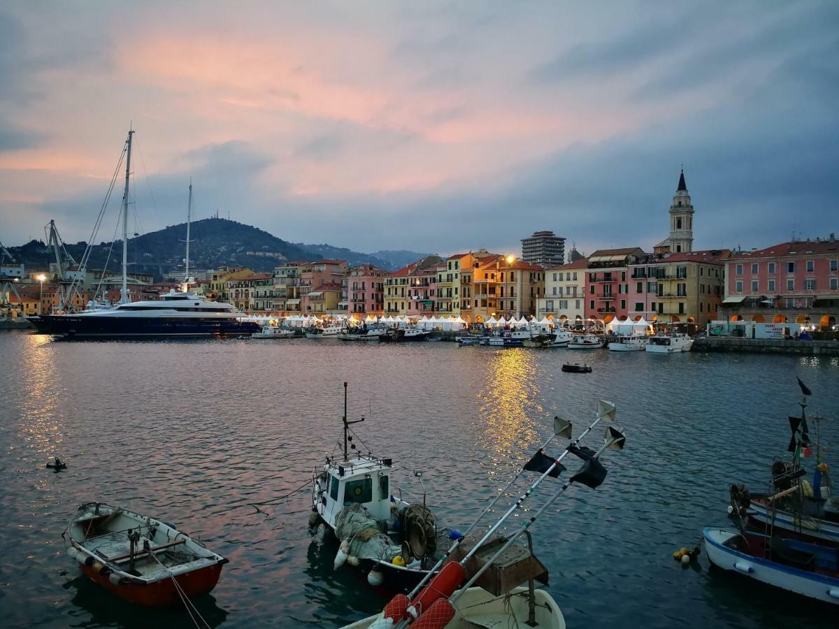 St George Villa Imperia Kültér fotó