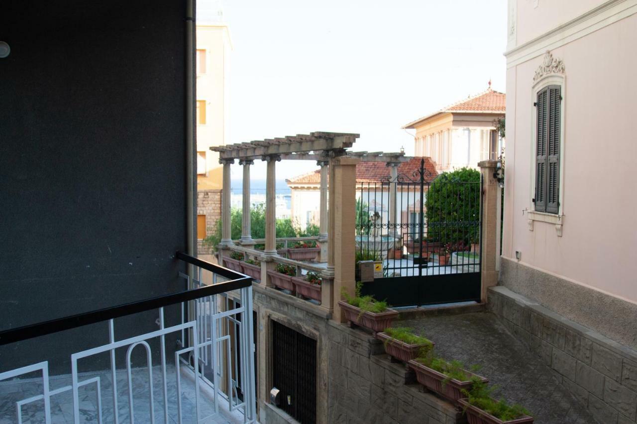 St George Villa Imperia Kültér fotó